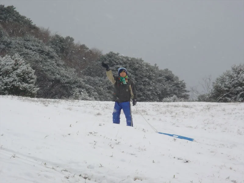 基山　雪遊び　ダイキ