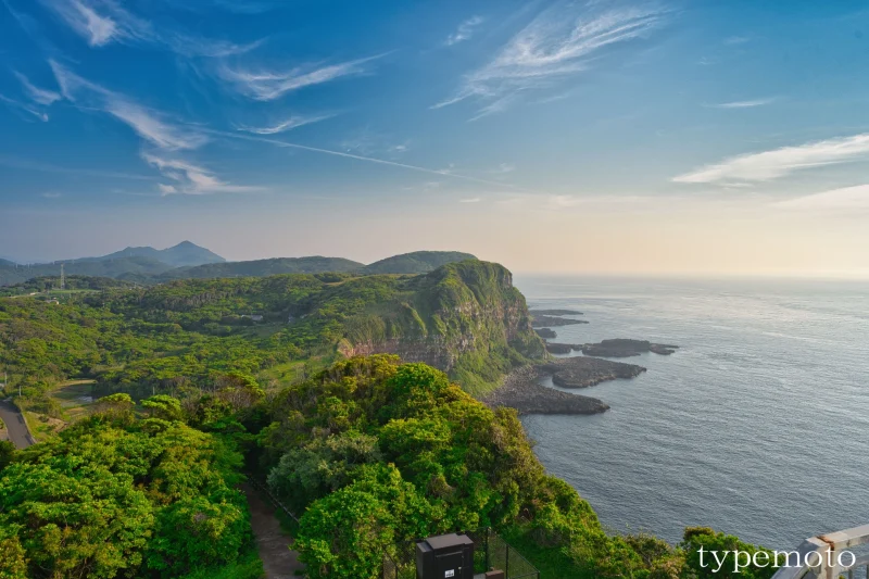 大バエ灯台絶景